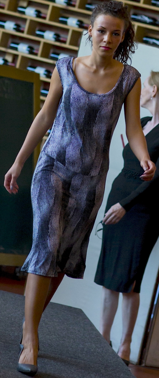 Jersey- Sommerkleid   schwarz-weiß   Gr. 38/40